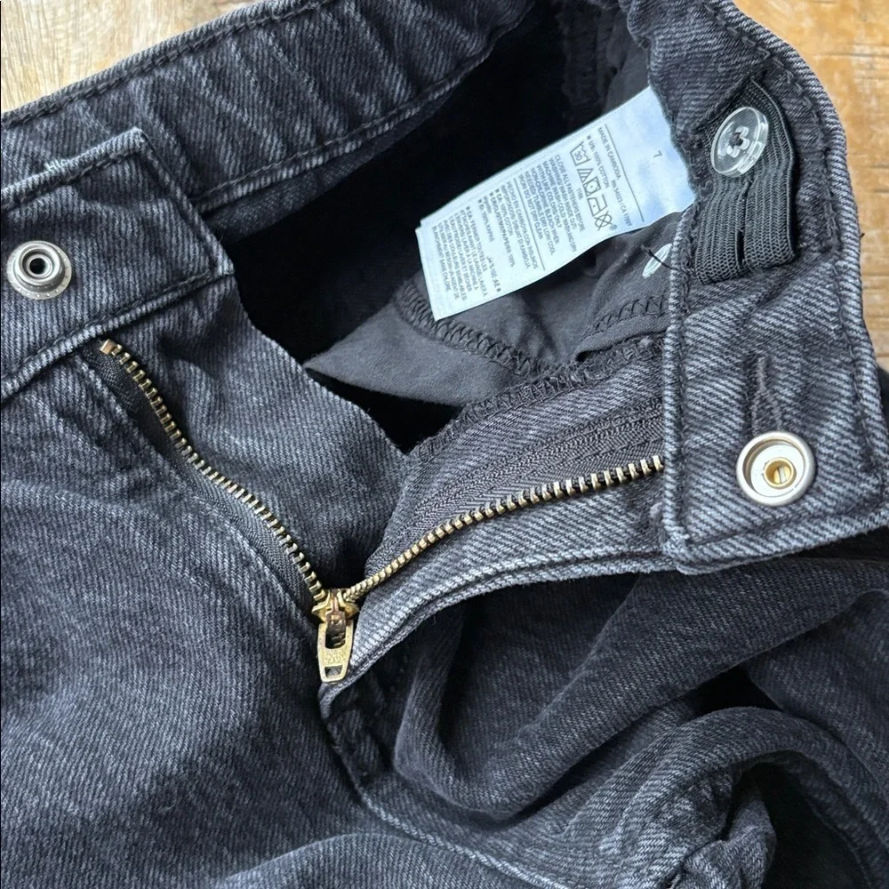 Old Navy slouchy straight jeans size 7